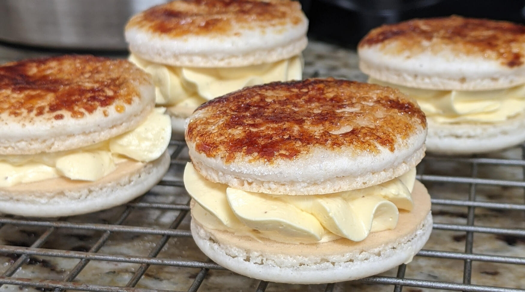 Crème Brulee Macarons